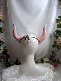 Image 3 of Dragon Horns | Rainbow Blue-Pink | XL