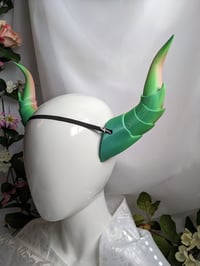 Image 1 of  Dragon Horns | Rainbow Green-Pink | XL