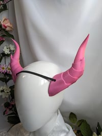 Image 1 of Dragon Horns | Pink - Orange | Large