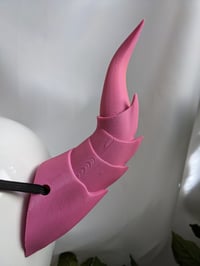 Image 5 of Dragon Horns | Pink - Orange | Large