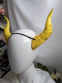 Image 1 of Dragon Horns | Yellow | Large