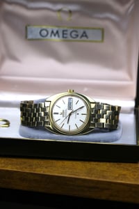 Image 3 of 1968 Omega Constellation 168.019 - Gerald Genta "C-Shape" design - All original with box