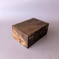 Image 4 of Minamalist Tarot Deck Box - Claro Walnut