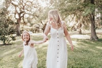 Image 4 of Spring Family Minis