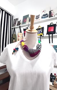 Image 2 of Collar Intarsia  I de Domingo Ayala