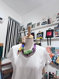 Image 2 of Collar Intarsia  III de Domingo Ayala