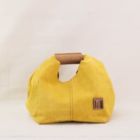 Image 1 of Jumbo Siops limone suede