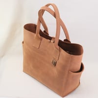 Image 5 of Lug Around Tote in vintage light brown