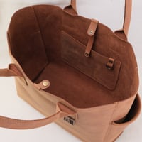 Image 6 of Lug Around Tote in vintage light brown