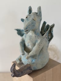 Image 1 of Donkey who lost his leg