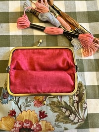 Image 3 of Bourse à broder