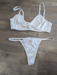 White satin set 