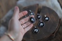 Image 3 of Ciondolo dente di volpe 