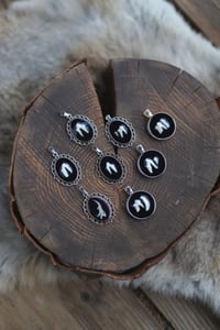 Image 1 of Ciondolo dente di volpe 