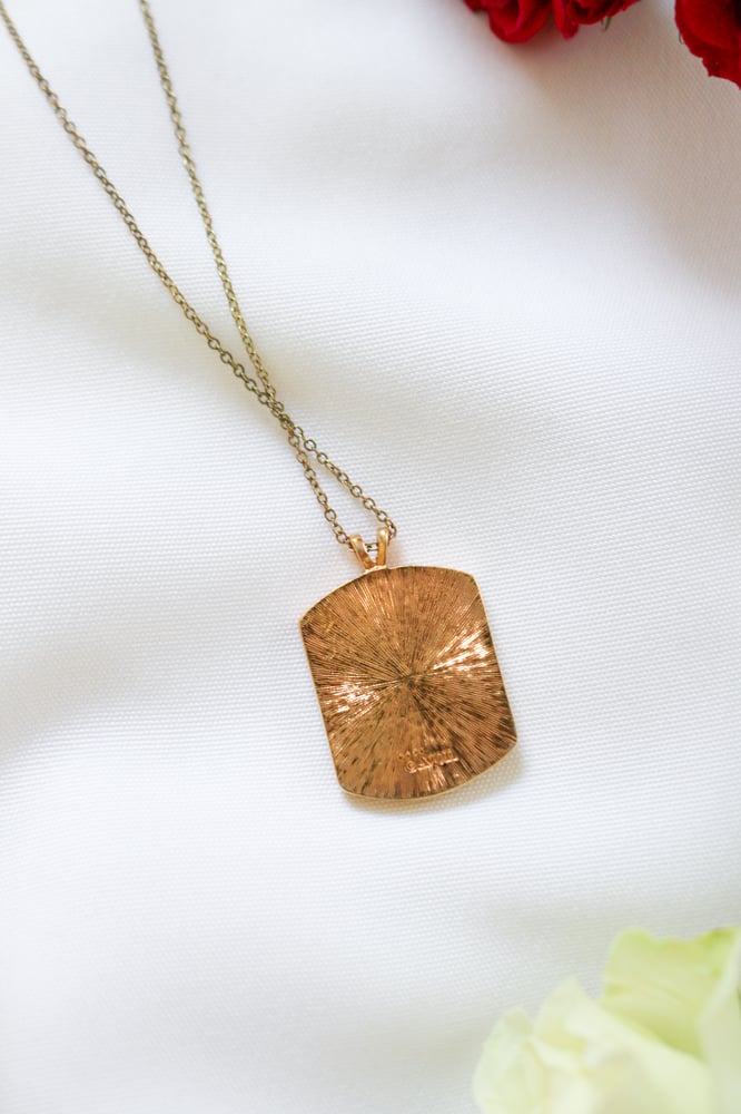 Image of Vintage 80s Avon August "Floral Heritage Collection" Gladiola Necklace  