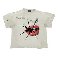 LUST LIPS DISTRESSED T-SHIRT