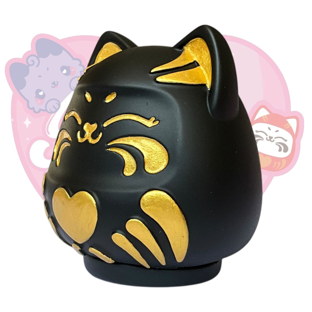 Image of Darumiau Black and Golden