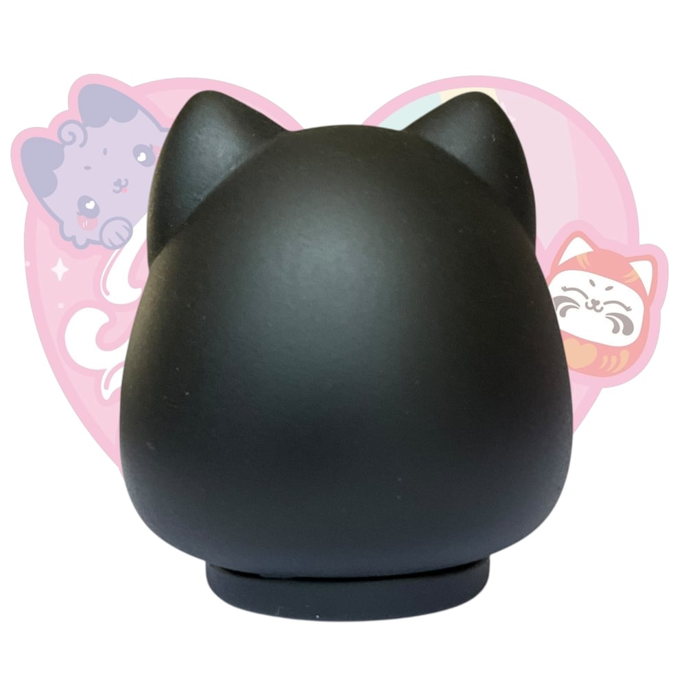 Image of Darumiau Black and Golden