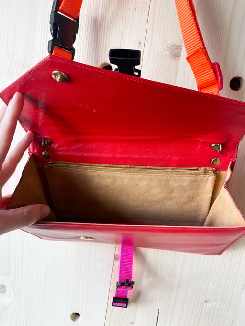 Image of Superstrap 13