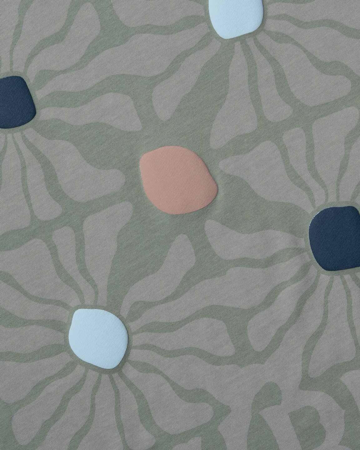 Image of NIKBEN SPANI TEE GREEN