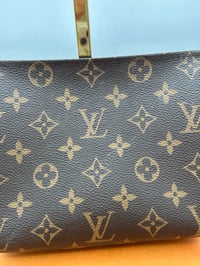 Image 2 of Louis Vuitton Monogram Toiletry Pouch 19