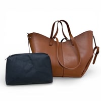 Image 2 of Large Leather Tote Bag – Caramel