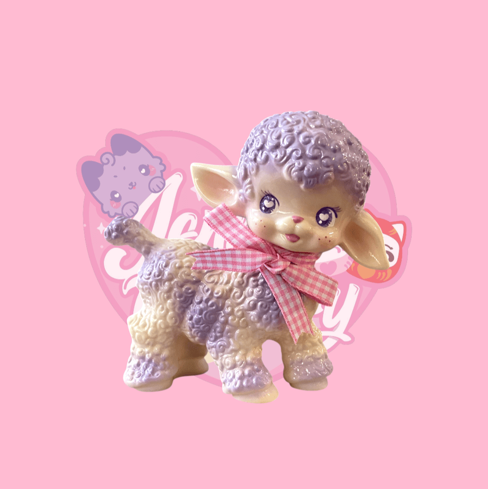 Image of  Vintage Lamb lilac