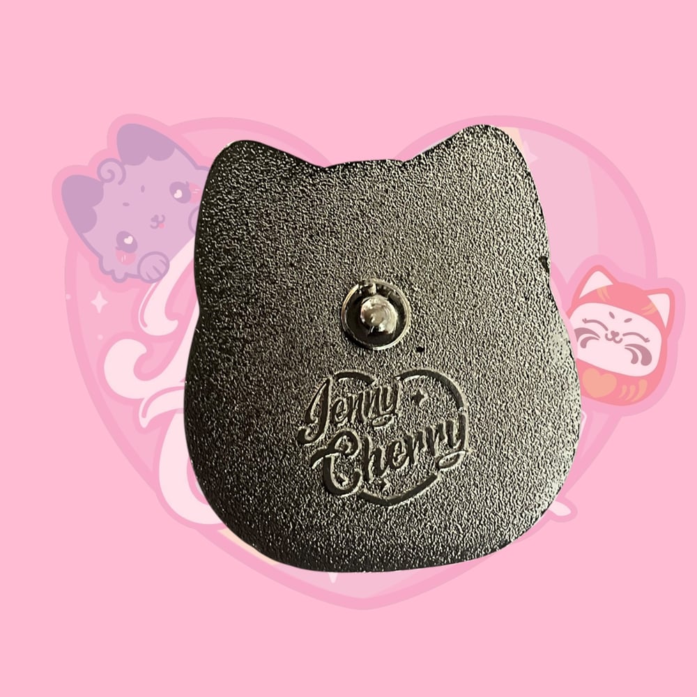 Image of Darumiau Pins