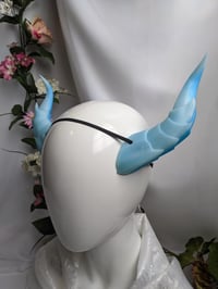 Image 1 of Dragon Horns | Ice blue | Medium