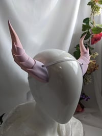 Image 3 of Dragon Horns | Rainbow Pink-Orange | Medium