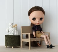 Image 2 of low bench for Blythe - beige 