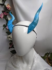 Image 1 of Tiefling | Ice Blue glitter | Medium