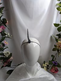 Image 3 of Unicorn | silver black | Small