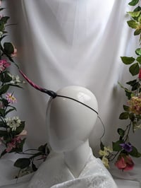 Image 3 of Unicorn | Rose Black | small