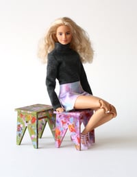 Image 5 of 1:6 low stool - green+colors