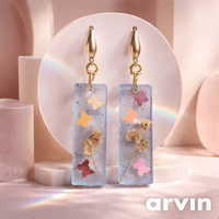 RESIN RECTANGLE EARRINGS WITH GLITTER AND DRIED FLOWERS WITH BUTTERFLIES