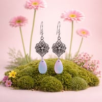 SILVER HEART FLOWER EARRINGS WITH IRIDESCENT TEARDROPS