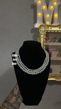 white pearl chokers 🕯️🐚 4mm 6mm 8mm