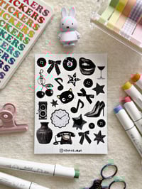 Image 2 of NOIR MUSE