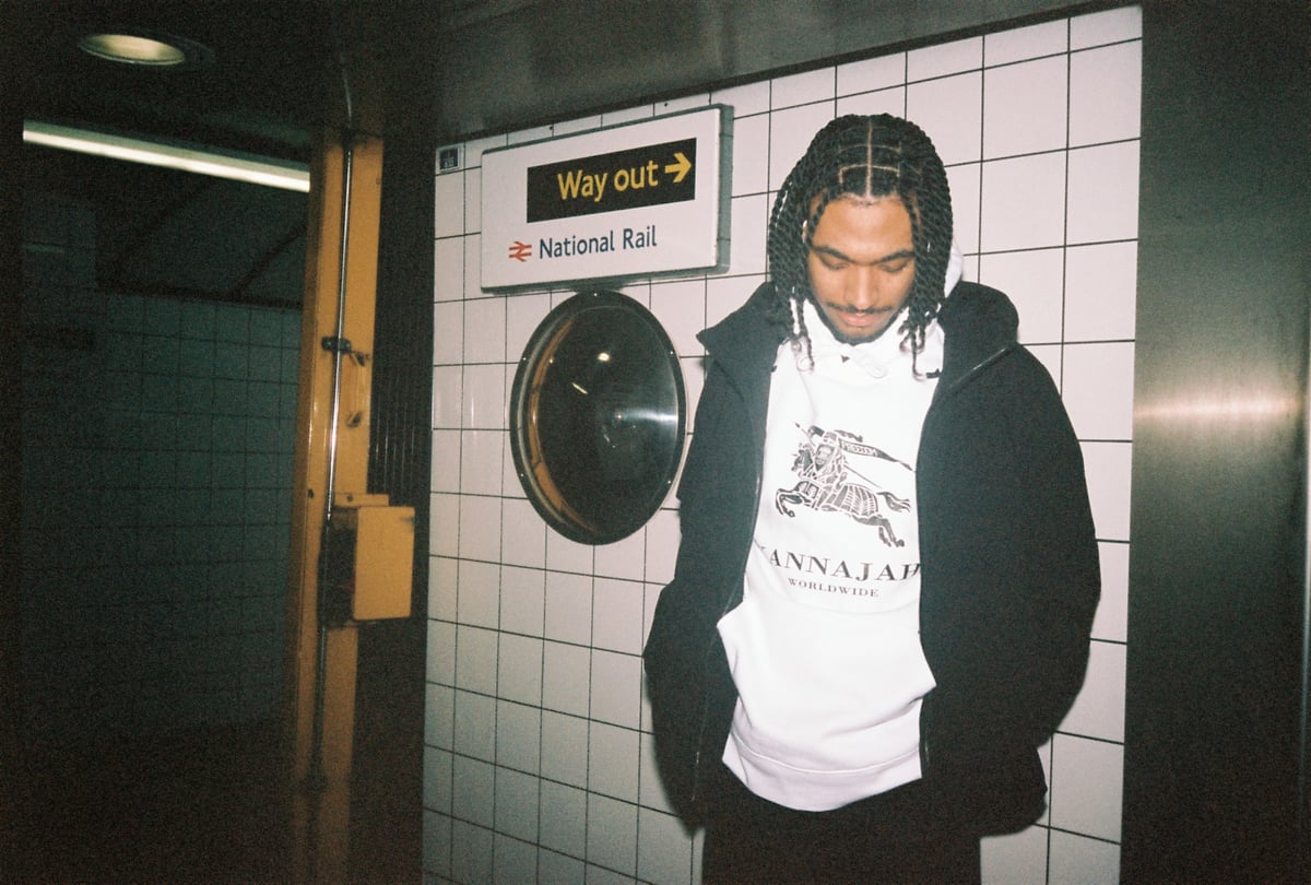 Image of KANNAJAHS WHITE HOODIE