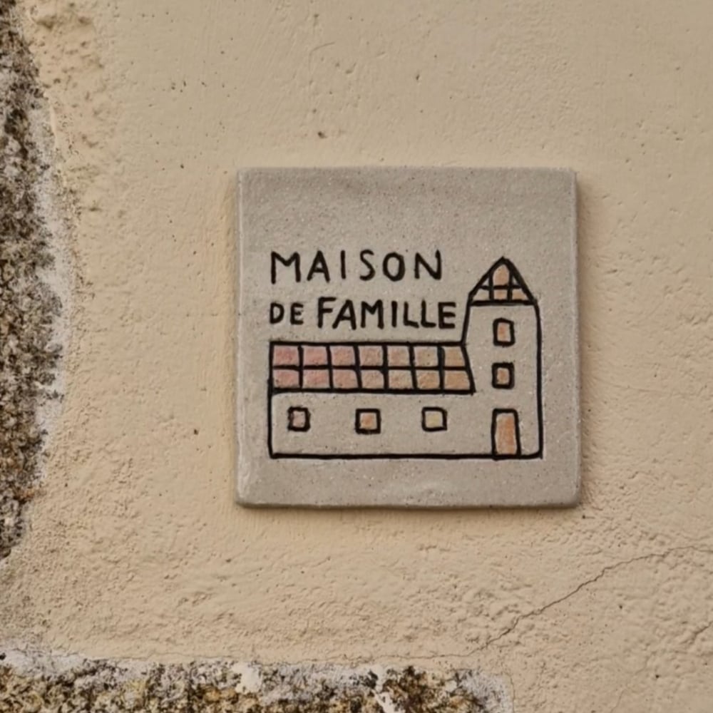 Image of La maison de famille - plaque de maison
