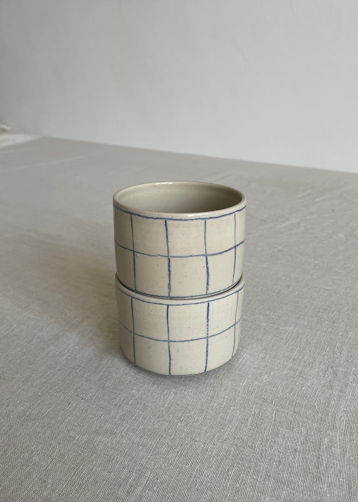 Image of Daggi mug grids