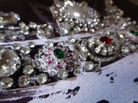 Image 1 of Monarchy in the UK - Oval pearl