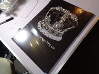 Image 8 of Monarchy in the UK - Oval pearl