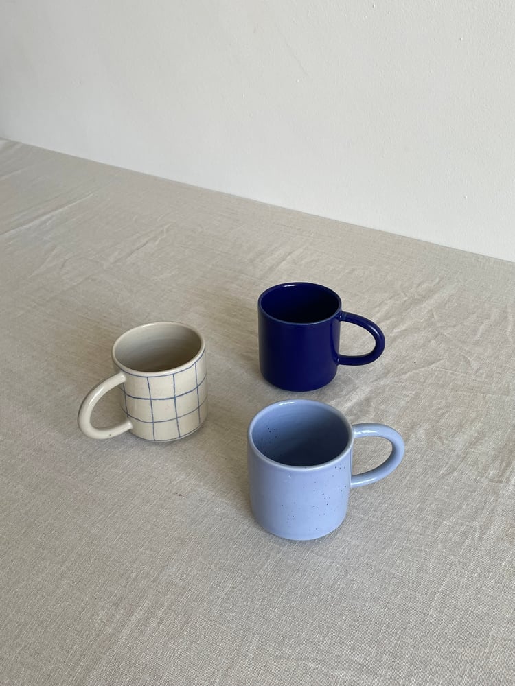 Image of Isaia cup lila