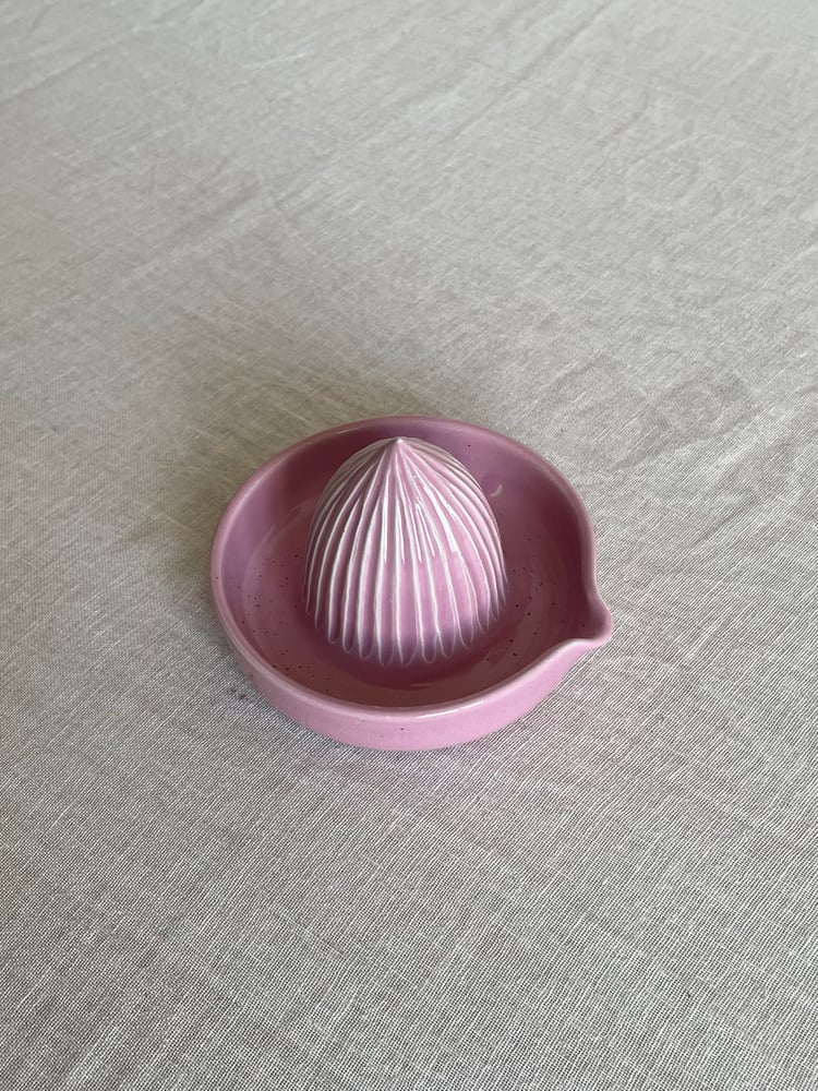 Image of Citrus juicer pink