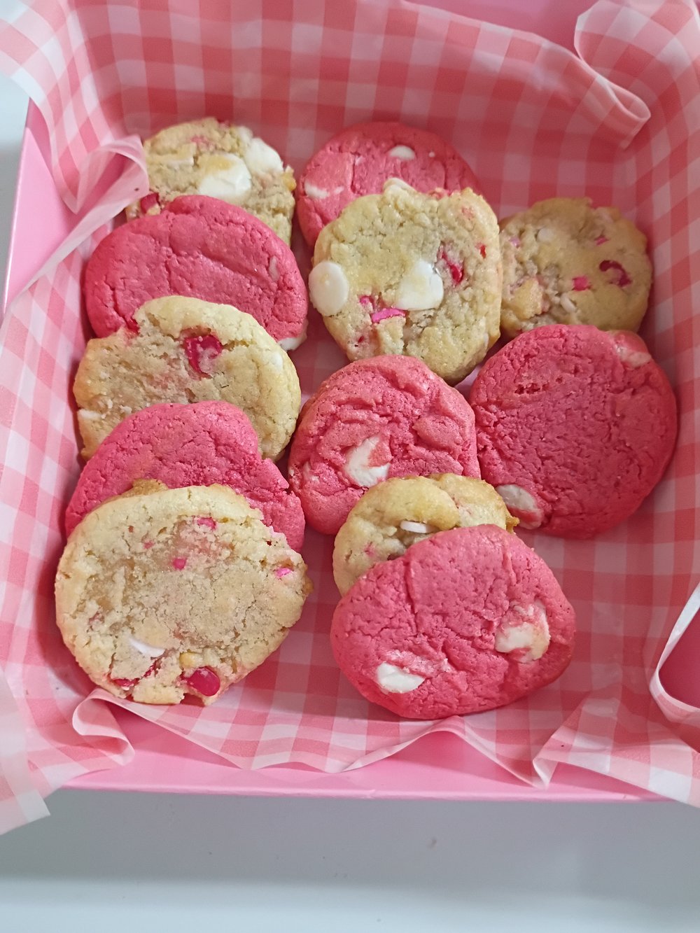 Image of Dunkaroos mini Strawberry and sugar cookies 