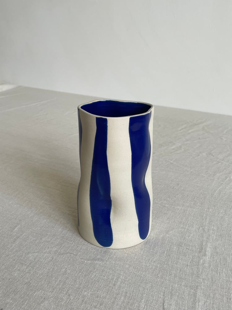 Image of Poppy vase indigo splash 