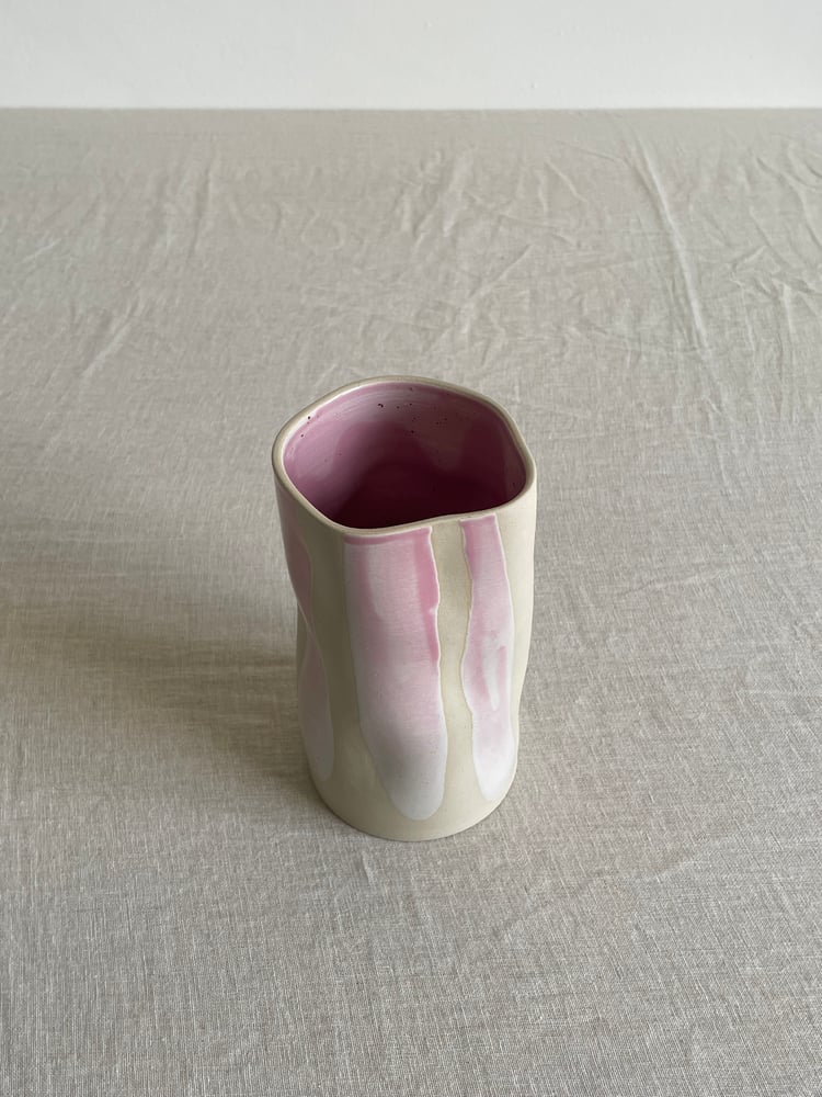 Image of Poppy vase pink
