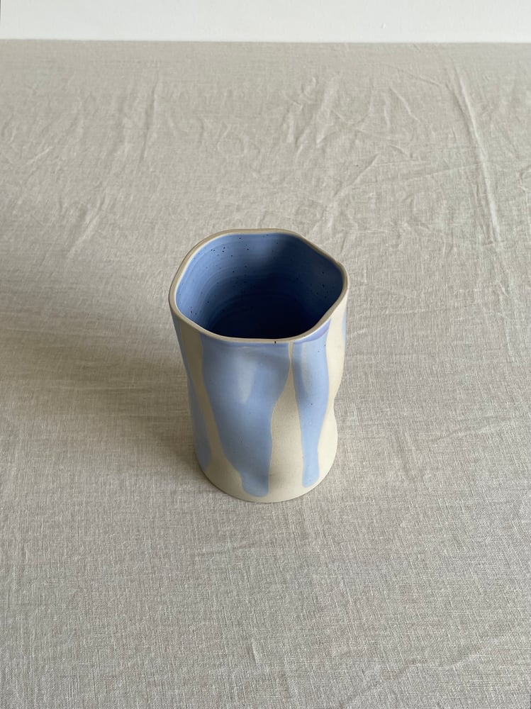 Image of Poppy vase lilac